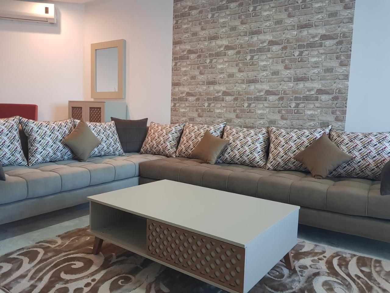 Luxury At Berges Lac2 *